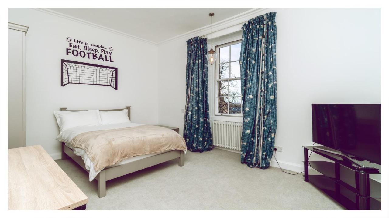 Villa A Luxurious Masterpiece Steps From Stirling Extérieur photo